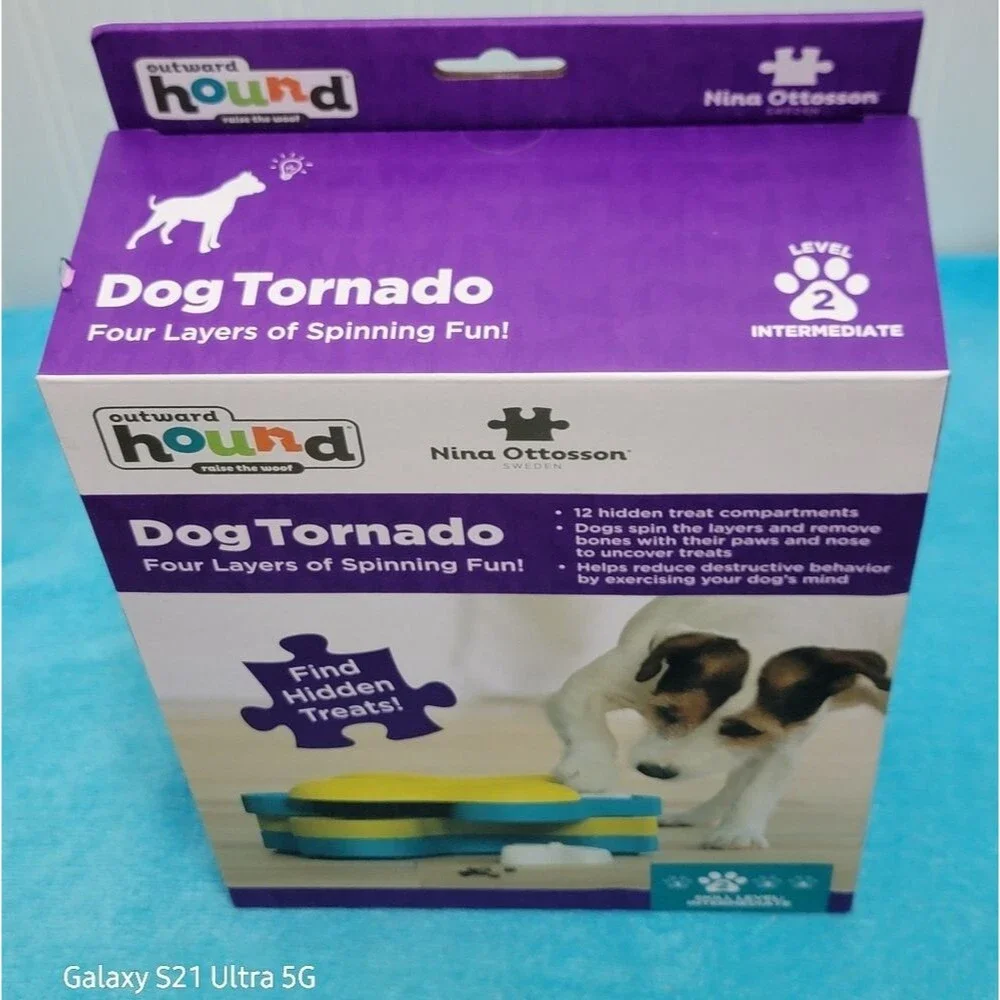 NEW IN BOX Outward Hound Dog Tornado Interactive Treat Puzzle